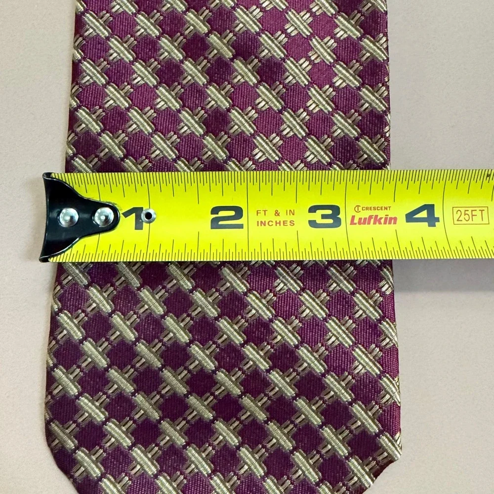 Tiffany‎ & Co Mens Burgundy Gold Geometric Silk Necktie Made in Italy Luxury Tie